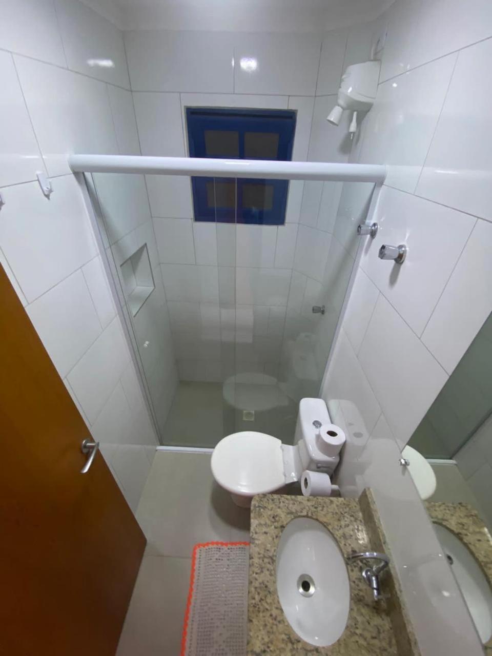 Vila Lorenzi & Apartamentos อูบาตูบา ภายนอก รูปภาพ