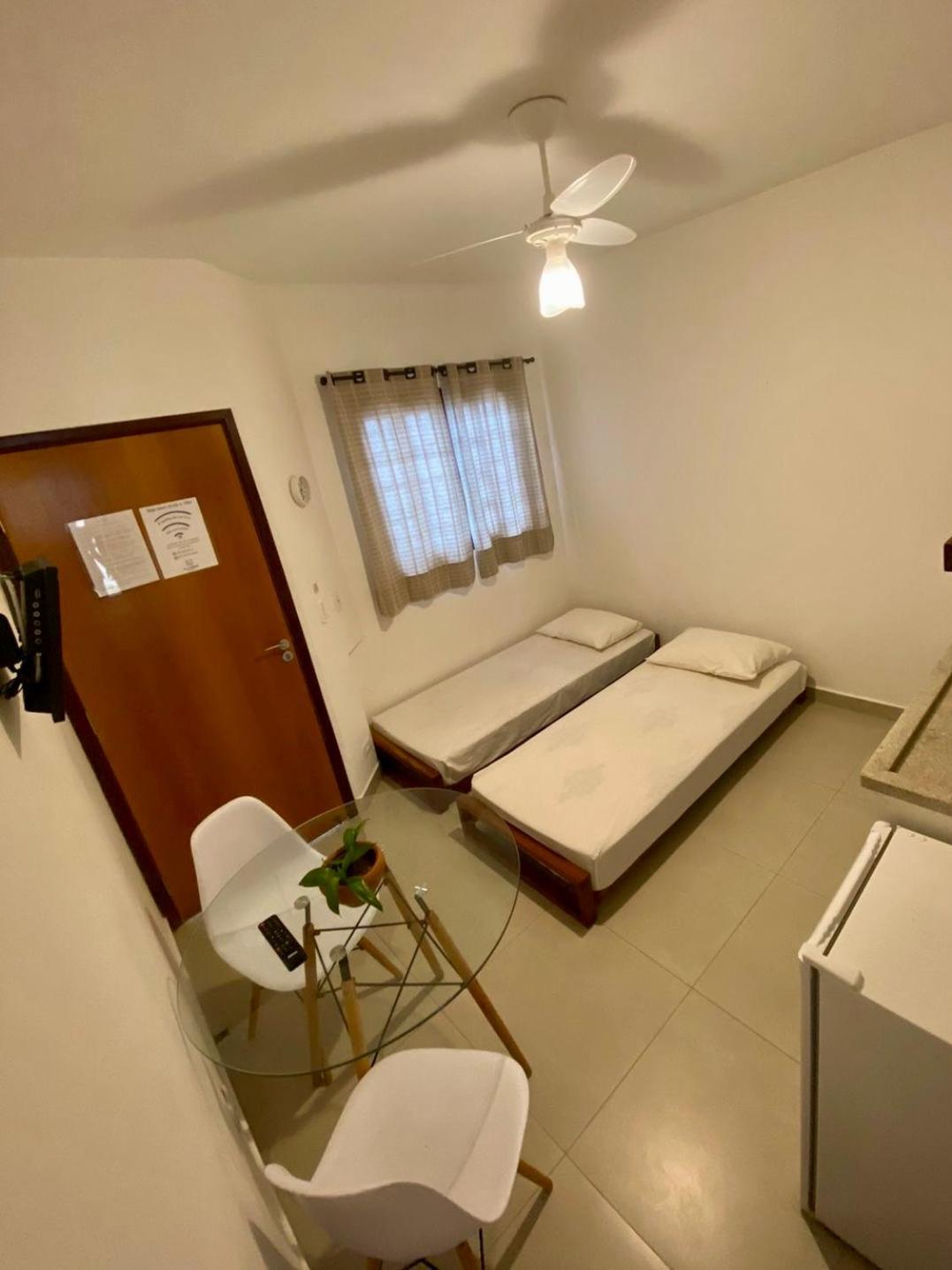 Vila Lorenzi & Apartamentos อูบาตูบา ภายนอก รูปภาพ